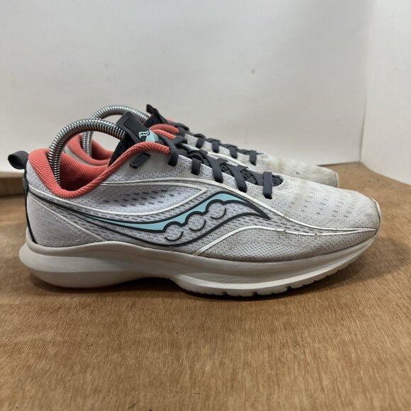 Saucony Kinvara 13 Women’s Size 9 Running Shoes S10723-40 - Picture 1 of 9
